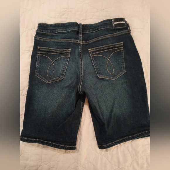 Calvin Klein Shorts 2 identical pair - Picture 7 of 7